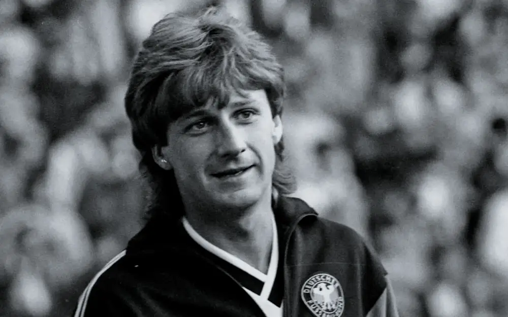Frank Mill Ehefrau: Das Privatleben Und Die Familiengeschichte Der Bundesliga-Legende Frank Mill Ehefrau
