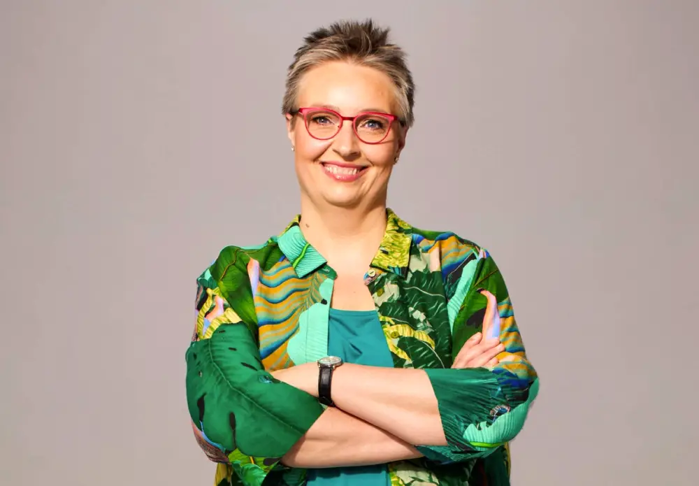 Adriane Rickel Familienstand: Wie Lebt Die Jägerin Privat? Adriane Rickel Familienstand